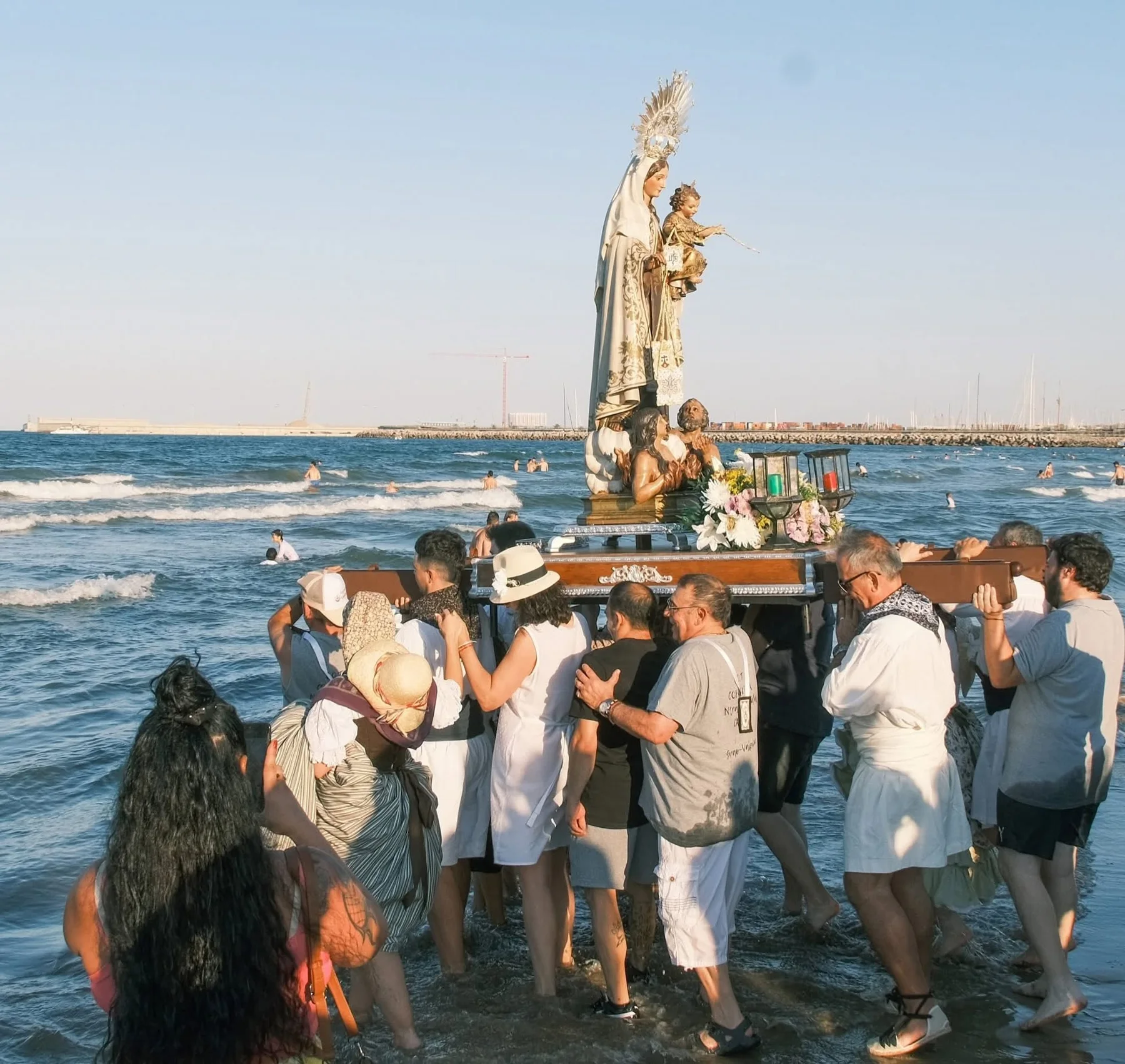 Virgen del Carmen y Senyera